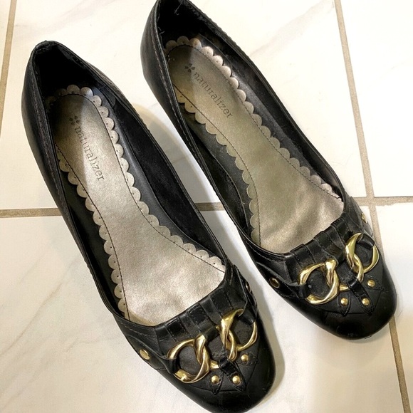 Shoes - Picture 1 of 3